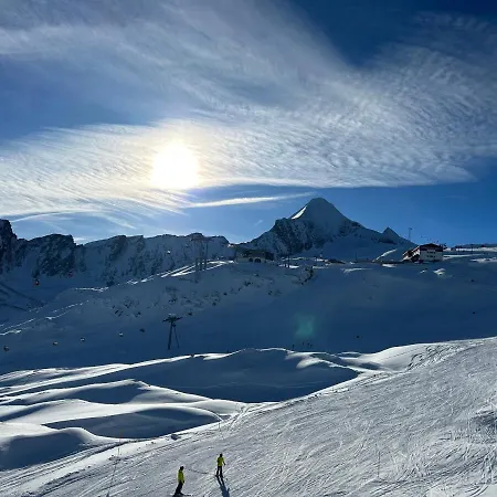 Woodyard 1 And 2 - Two Available Holiday home